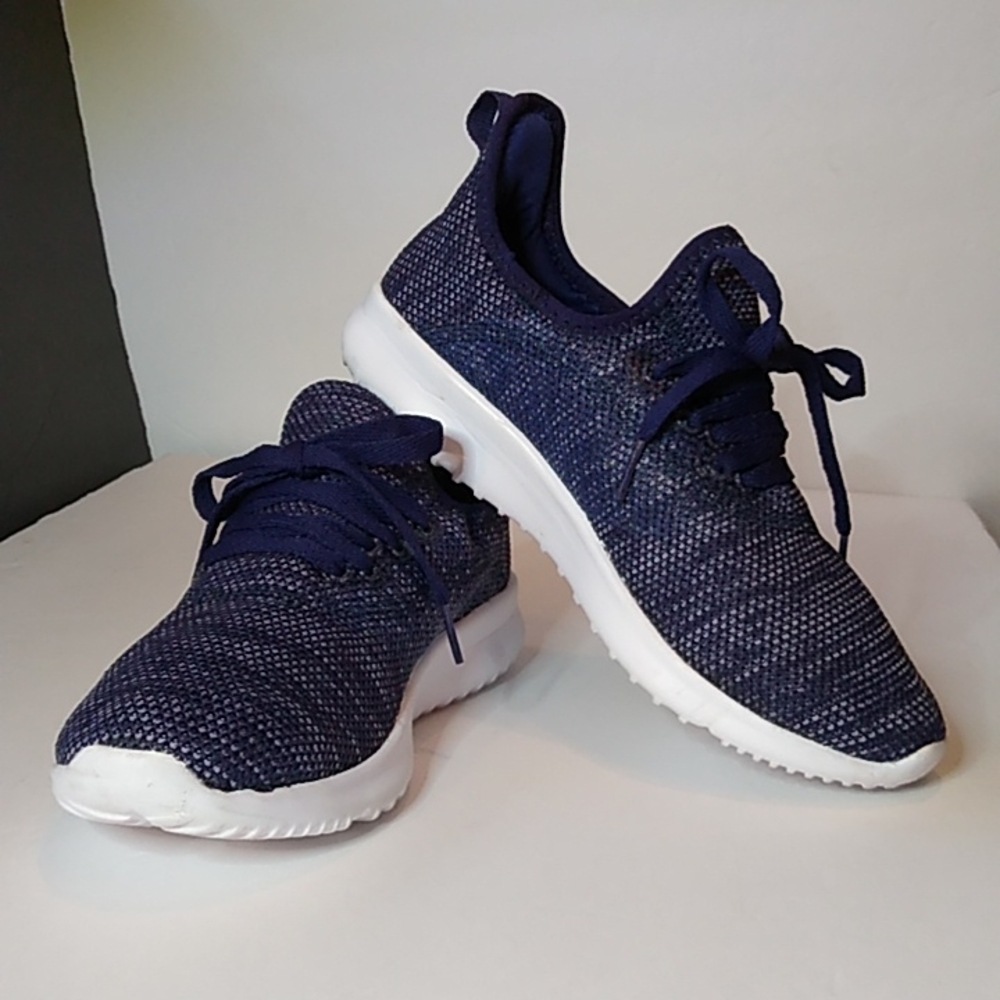 Athletic Works Comfort Trainer . Women's shoes . Navy Blue Sz . 6 W . Pre-owned